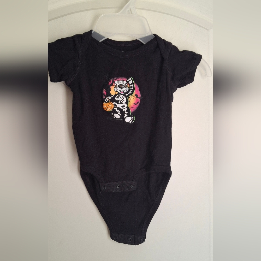 Buc-ees 12m Baby Toddler One Piece Halloween Doing Spooky Stuffy Glow in Dark